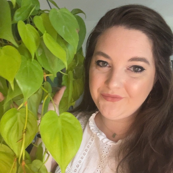 Meet your Posher, Ashley - Picture 1 of 1